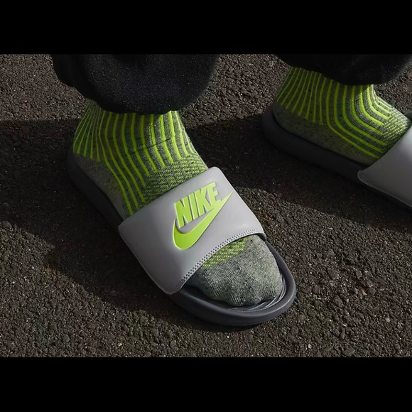 Sandals_&_Flip_Flops